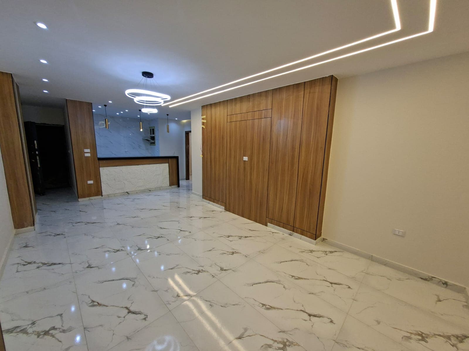 Apartment No. 8 – 105 sqm | 2 Bedrooms | Side View | Building 150L – 1,600,000 EGP